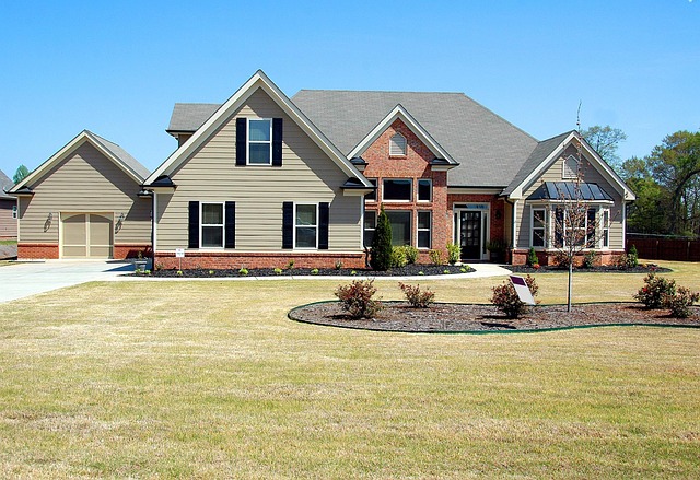 Home Buying Tips for Comparing Old and New Houses