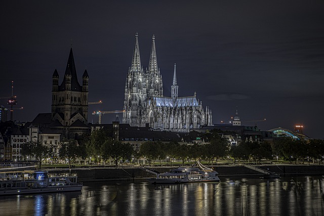 Cologne Homestays Near the Cathedral